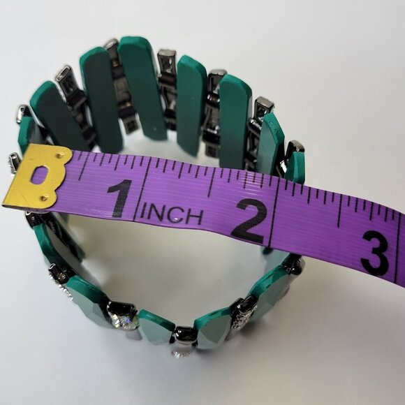 Women's Green Stretch Cuff Bracelet - Picture 7 of 8